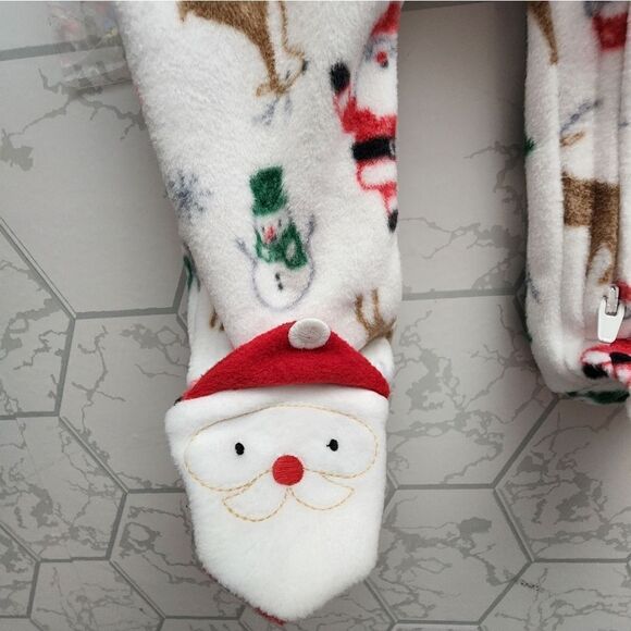 Nwt Girls Christmas Fleece Footed Pajamas Bundle, By Carter's. Size 6 months - Picture 7 of 7